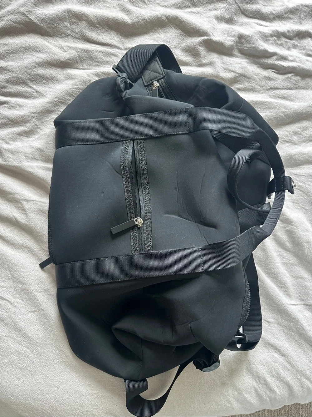 Athleta streamlined sling